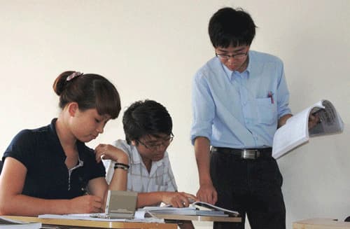 Gia Sư IB English A Literature Nâng Cao Phân Tích Tác Phẩm