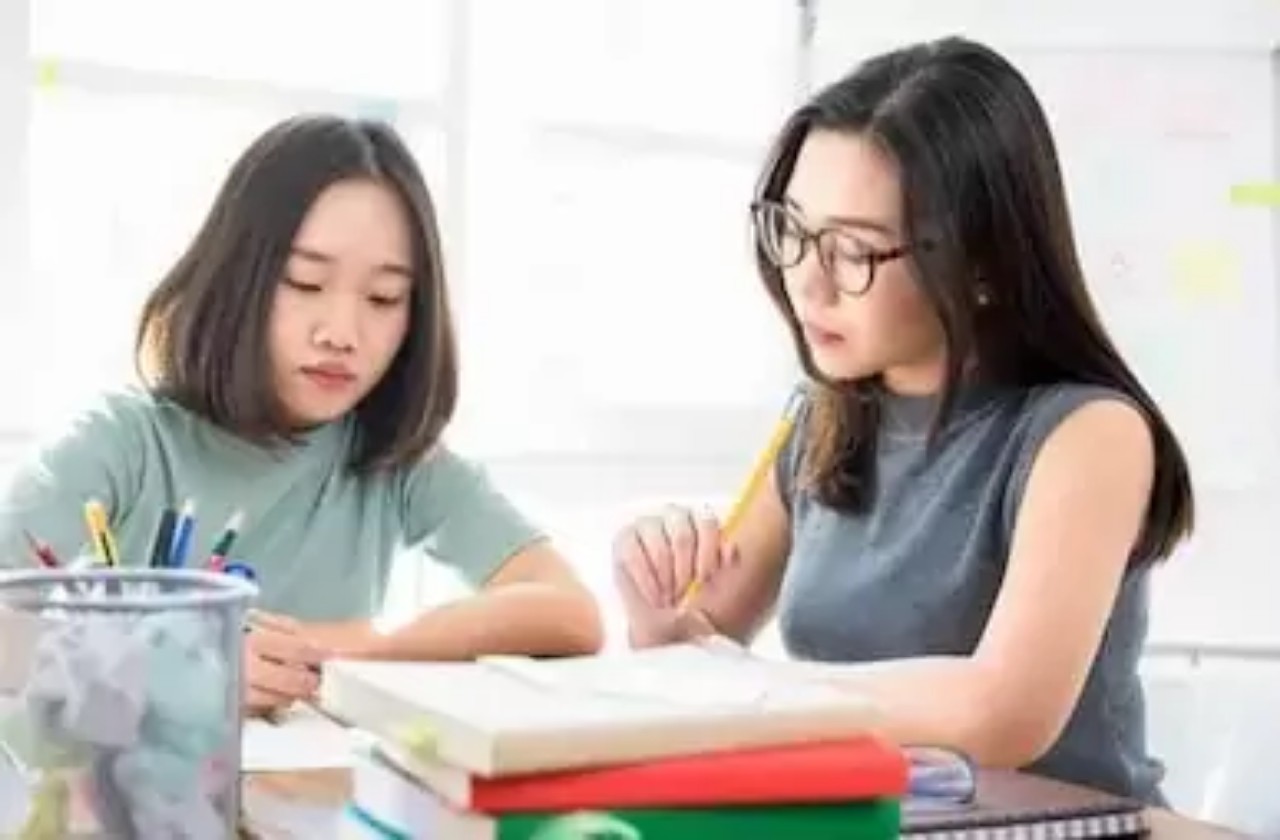 GIA SƯ CHO HỌC SINH TRƯỜNG QUỐC TẾ VIỆT ÚC (VAS)