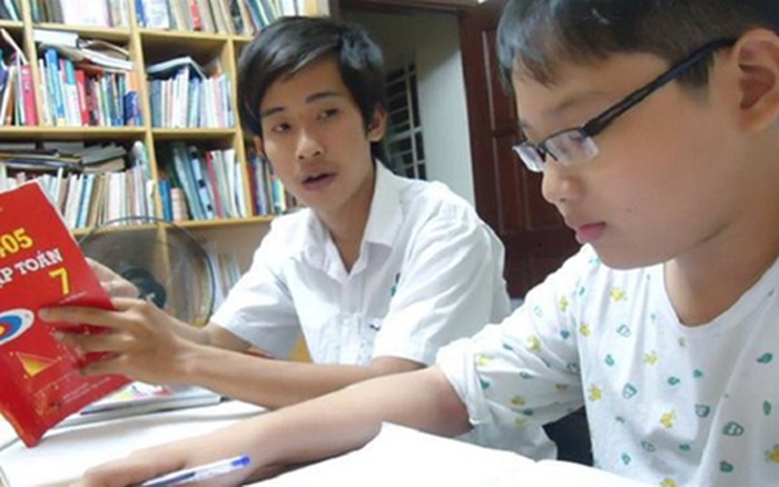 Học phí gia sư lớp 9 bao nhiêu tiền?